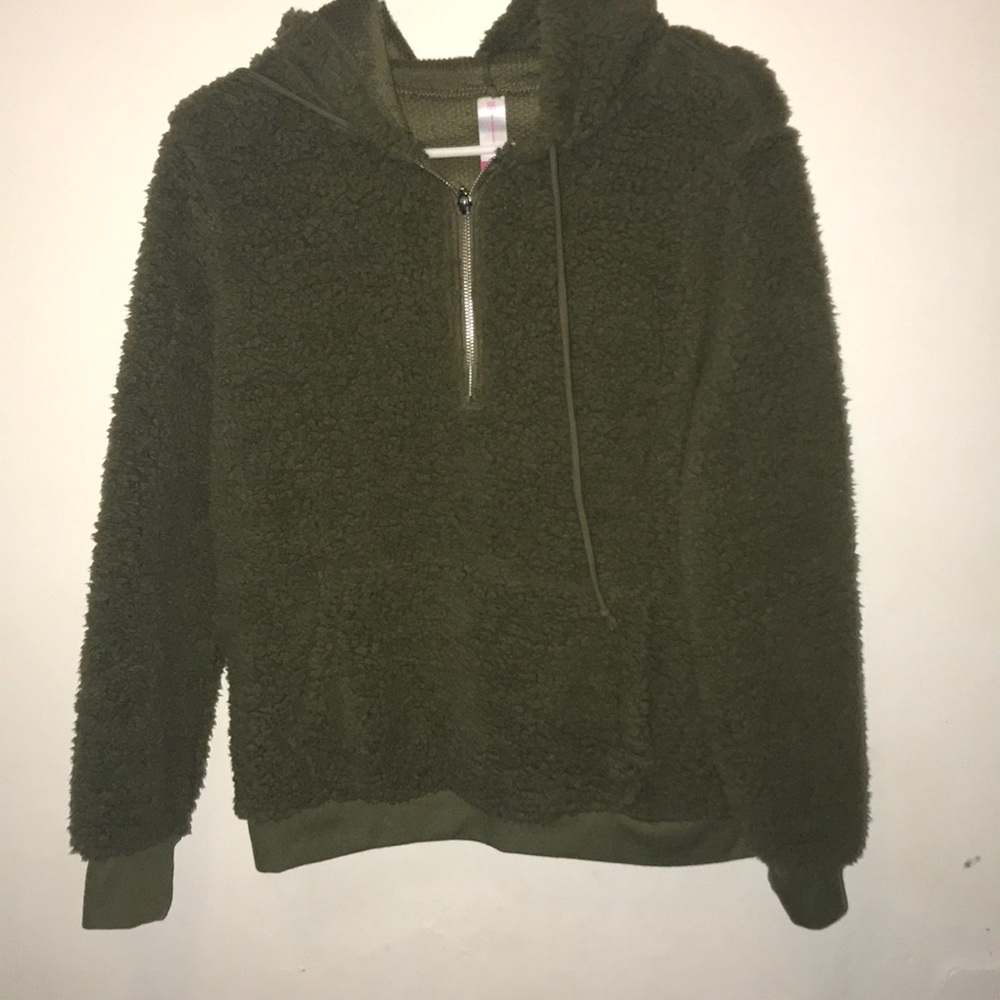 Green sweater NWT